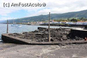 [P48] Insula Pico, Sao Roque și portul în depărtare » foto by mprofeanu
 - 
<span class="allrVoted glyphicon glyphicon-heart hidden" id="av1008506"></span>
<a class="m-l-10 hidden" id="sv1008506" onclick="voting_Foto_DelVot(,1008506,12103)" role="button">șterge vot <span class="glyphicon glyphicon-remove"></span></a>
<a id="v91008506" class=" c-red"  onclick="voting_Foto_SetVot(1008506)" role="button"><span class="glyphicon glyphicon-heart-empty"></span> <b>LIKE</b> = Votează poza</a> <img class="hidden"  id="f1008506W9" src="/imagini/loader.gif" border="0" /><span class="AjErrMes hidden" id="e1008506ErM"></span>