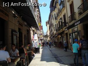 [P13] San Sebastian are în centrul vechi cea mai mare concentrare de baruri.  » foto by mireille
 - 
<span class="allrVoted glyphicon glyphicon-heart hidden" id="av1033440"></span>
<a class="m-l-10 hidden" id="sv1033440" onclick="voting_Foto_DelVot(,1033440,12152)" role="button">șterge vot <span class="glyphicon glyphicon-remove"></span></a>
<a id="v91033440" class=" c-red"  onclick="voting_Foto_SetVot(1033440)" role="button"><span class="glyphicon glyphicon-heart-empty"></span> <b>LIKE</b> = Votează poza</a> <img class="hidden"  id="f1033440W9" src="/imagini/loader.gif" border="0" /><span class="AjErrMes hidden" id="e1033440ErM"></span>