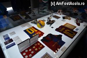 [P37] In interiorul muzeului clubului Barca » foto by Muffin2009*
 - 
<span class="allrVoted glyphicon glyphicon-heart hidden" id="av350116"></span>
<a class="m-l-10 hidden" id="sv350116" onclick="voting_Foto_DelVot(,350116,12198)" role="button">șterge vot <span class="glyphicon glyphicon-remove"></span></a>
<a id="v9350116" class=" c-red"  onclick="voting_Foto_SetVot(350116)" role="button"><span class="glyphicon glyphicon-heart-empty"></span> <b>LIKE</b> = Votează poza</a> <img class="hidden"  id="f350116W9" src="/imagini/loader.gif" border="0" /><span class="AjErrMes hidden" id="e350116ErM"></span>