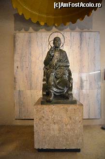 [P38] Statuia lui Sf Petru » foto by Muffin2009*
 - 
<span class="allrVoted glyphicon glyphicon-heart hidden" id="av351953"></span>
<a class="m-l-10 hidden" id="sv351953" onclick="voting_Foto_DelVot(,351953,12198)" role="button">șterge vot <span class="glyphicon glyphicon-remove"></span></a>
<a id="v9351953" class=" c-red"  onclick="voting_Foto_SetVot(351953)" role="button"><span class="glyphicon glyphicon-heart-empty"></span> <b>LIKE</b> = Votează poza</a> <img class="hidden"  id="f351953W9" src="/imagini/loader.gif" border="0" /><span class="AjErrMes hidden" id="e351953ErM"></span>