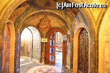 [P45] Bazilica Montserrat interior » foto by Muffin2009*
 - 
<span class="allrVoted glyphicon glyphicon-heart hidden" id="av351962"></span>
<a class="m-l-10 hidden" id="sv351962" onclick="voting_Foto_DelVot(,351962,12198)" role="button">șterge vot <span class="glyphicon glyphicon-remove"></span></a>
<a id="v9351962" class=" c-red"  onclick="voting_Foto_SetVot(351962)" role="button"><span class="glyphicon glyphicon-heart-empty"></span> <b>LIKE</b> = Votează poza</a> <img class="hidden"  id="f351962W9" src="/imagini/loader.gif" border="0" /><span class="AjErrMes hidden" id="e351962ErM"></span>