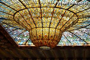 [P12] Palau de la Musica Catalana, cupola vitraliu » foto by Muffin2009*
 - 
<span class="allrVoted glyphicon glyphicon-heart hidden" id="av352181"></span>
<a class="m-l-10 hidden" id="sv352181" onclick="voting_Foto_DelVot(,352181,12198)" role="button">șterge vot <span class="glyphicon glyphicon-remove"></span></a>
<a id="v9352181" class=" c-red"  onclick="voting_Foto_SetVot(352181)" role="button"><span class="glyphicon glyphicon-heart-empty"></span> <b>LIKE</b> = Votează poza</a> <img class="hidden"  id="f352181W9" src="/imagini/loader.gif" border="0" /><span class="AjErrMes hidden" id="e352181ErM"></span>