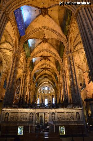 [P27] Catedrala Gotica, interior » foto by Muffin2009*
 - 
<span class="allrVoted glyphicon glyphicon-heart hidden" id="av352198"></span>
<a class="m-l-10 hidden" id="sv352198" onclick="voting_Foto_DelVot(,352198,12198)" role="button">șterge vot <span class="glyphicon glyphicon-remove"></span></a>
<a id="v9352198" class=" c-red"  onclick="voting_Foto_SetVot(352198)" role="button"><span class="glyphicon glyphicon-heart-empty"></span> <b>LIKE</b> = Votează poza</a> <img class="hidden"  id="f352198W9" src="/imagini/loader.gif" border="0" /><span class="AjErrMes hidden" id="e352198ErM"></span>