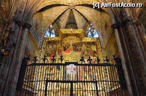 [P34] Catedrala Gotica, una dintre capele » foto by Muffin2009*
 - 
<span class="allrVoted glyphicon glyphicon-heart hidden" id="av352205"></span>
<a class="m-l-10 hidden" id="sv352205" onclick="voting_Foto_DelVot(,352205,12198)" role="button">șterge vot <span class="glyphicon glyphicon-remove"></span></a>
<a id="v9352205" class=" c-red"  onclick="voting_Foto_SetVot(352205)" role="button"><span class="glyphicon glyphicon-heart-empty"></span> <b>LIKE</b> = Votează poza</a> <img class="hidden"  id="f352205W9" src="/imagini/loader.gif" border="0" /><span class="AjErrMes hidden" id="e352205ErM"></span>