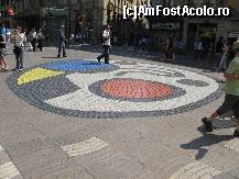 [P20] Mozaicul realizat de Joan Miró, Barcelona » foto by vlado2
 - 
<span class="allrVoted glyphicon glyphicon-heart hidden" id="av470907"></span>
<a class="m-l-10 hidden" id="sv470907" onclick="voting_Foto_DelVot(,470907,12198)" role="button">șterge vot <span class="glyphicon glyphicon-remove"></span></a>
<a id="v9470907" class=" c-red"  onclick="voting_Foto_SetVot(470907)" role="button"><span class="glyphicon glyphicon-heart-empty"></span> <b>LIKE</b> = Votează poza</a> <img class="hidden"  id="f470907W9" src="/imagini/loader.gif" border="0" /><span class="AjErrMes hidden" id="e470907ErM"></span>