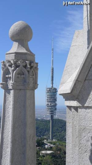 [P15] 15. Torre di Collserola văzut de pe Temple Expiatori del Sagrat Cor » foto by nickro
 - 
<span class="allrVoted glyphicon glyphicon-heart hidden" id="av347433"></span>
<a class="m-l-10 hidden" id="sv347433" onclick="voting_Foto_DelVot(,347433,12198)" role="button">șterge vot <span class="glyphicon glyphicon-remove"></span></a>
<a id="v9347433" class=" c-red"  onclick="voting_Foto_SetVot(347433)" role="button"><span class="glyphicon glyphicon-heart-empty"></span> <b>LIKE</b> = Votează poza</a> <img class="hidden"  id="f347433W9" src="/imagini/loader.gif" border="0" /><span class="AjErrMes hidden" id="e347433ErM"></span>