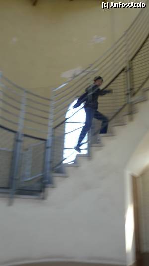 [P19] 19. Scara spre vârful bisericii Temple Expiatori del Sagrat Cor » foto by nickro
 - 
<span class="allrVoted glyphicon glyphicon-heart hidden" id="av347437"></span>
<a class="m-l-10 hidden" id="sv347437" onclick="voting_Foto_DelVot(,347437,12198)" role="button">șterge vot <span class="glyphicon glyphicon-remove"></span></a>
<a id="v9347437" class=" c-red"  onclick="voting_Foto_SetVot(347437)" role="button"><span class="glyphicon glyphicon-heart-empty"></span> <b>LIKE</b> = Votează poza</a> <img class="hidden"  id="f347437W9" src="/imagini/loader.gif" border="0" /><span class="AjErrMes hidden" id="e347437ErM"></span>