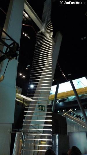 [P31] 31. CosmoCaixa - propagarea undelor » foto by nickro
 - 
<span class="allrVoted glyphicon glyphicon-heart hidden" id="av347449"></span>
<a class="m-l-10 hidden" id="sv347449" onclick="voting_Foto_DelVot(,347449,12198)" role="button">șterge vot <span class="glyphicon glyphicon-remove"></span></a>
<a id="v9347449" class=" c-red"  onclick="voting_Foto_SetVot(347449)" role="button"><span class="glyphicon glyphicon-heart-empty"></span> <b>LIKE</b> = Votează poza</a> <img class="hidden"  id="f347449W9" src="/imagini/loader.gif" border="0" /><span class="AjErrMes hidden" id="e347449ErM"></span>