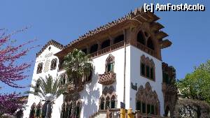 [P52] 53. Casa Roviralta-El Frare Blanc (Avinguda del Tibidabo, 31) Joan Rubió i Bellvé 1903-1913 » foto by nickro
 - 
<span class="allrVoted glyphicon glyphicon-heart hidden" id="av347470"></span>
<a class="m-l-10 hidden" id="sv347470" onclick="voting_Foto_DelVot(,347470,12198)" role="button">șterge vot <span class="glyphicon glyphicon-remove"></span></a>
<a id="v9347470" class=" c-red"  onclick="voting_Foto_SetVot(347470)" role="button"><span class="glyphicon glyphicon-heart-empty"></span> <b>LIKE</b> = Votează poza</a> <img class="hidden"  id="f347470W9" src="/imagini/loader.gif" border="0" /><span class="AjErrMes hidden" id="e347470ErM"></span>