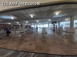 [P31] Zona de terasa a restaurantului » foto by tempesta55
 - 
<span class="allrVoted glyphicon glyphicon-heart hidden" id="av1256622"></span>
<a class="m-l-10 hidden" id="sv1256622" onclick="voting_Foto_DelVot(,1256622,12306)" role="button">șterge vot <span class="glyphicon glyphicon-remove"></span></a>
<a id="v91256622" class=" c-red"  onclick="voting_Foto_SetVot(1256622)" role="button"><span class="glyphicon glyphicon-heart-empty"></span> <b>LIKE</b> = Votează poza</a> <img class="hidden"  id="f1256622W9" src="/imagini/loader.gif" border="0" /><span class="AjErrMes hidden" id="e1256622ErM"></span>