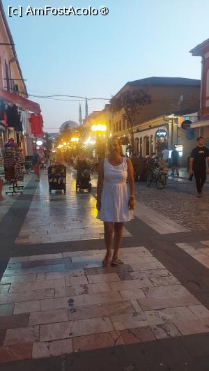 [P09] zona pietonala din centrul orasului Shkoder » foto by raducondurache
 - 
<span class="allrVoted glyphicon glyphicon-heart hidden" id="av1496451"></span>
<a class="m-l-10 hidden" id="sv1496451" onclick="voting_Foto_DelVot(,1496451,12316)" role="button">șterge vot <span class="glyphicon glyphicon-remove"></span></a>
<a id="v91496451" class=" c-red"  onclick="voting_Foto_SetVot(1496451)" role="button"><span class="glyphicon glyphicon-heart-empty"></span> <b>LIKE</b> = Votează poza</a> <img class="hidden"  id="f1496451W9" src="/imagini/loader.gif" border="0" /><span class="AjErrMes hidden" id="e1496451ErM"></span>