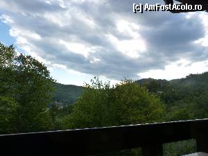 [P02] poza din balconul pensiunii iulia star-baile olanesti » foto by aleks_ro
 - 
<span class="allrVoted glyphicon glyphicon-heart hidden" id="av353503"></span>
<a class="m-l-10 hidden" id="sv353503" onclick="voting_Foto_DelVot(,353503,12412)" role="button">șterge vot <span class="glyphicon glyphicon-remove"></span></a>
<a id="v9353503" class=" c-red"  onclick="voting_Foto_SetVot(353503)" role="button"><span class="glyphicon glyphicon-heart-empty"></span> <b>LIKE</b> = Votează poza</a> <img class="hidden"  id="f353503W9" src="/imagini/loader.gif" border="0" /><span class="AjErrMes hidden" id="e353503ErM"></span>