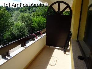 [P14] Balcon - Pensiunea Iulia Star - Băile Olănești.  » foto by tata123 🔱
 - 
<span class="allrVoted glyphicon glyphicon-heart hidden" id="av984168"></span>
<a class="m-l-10 hidden" id="sv984168" onclick="voting_Foto_DelVot(,984168,12412)" role="button">șterge vot <span class="glyphicon glyphicon-remove"></span></a>
<a id="v9984168" class=" c-red"  onclick="voting_Foto_SetVot(984168)" role="button"><span class="glyphicon glyphicon-heart-empty"></span> <b>LIKE</b> = Votează poza</a> <img class="hidden"  id="f984168W9" src="/imagini/loader.gif" border="0" /><span class="AjErrMes hidden" id="e984168ErM"></span>