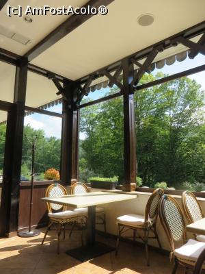 [P22] Terasa exterioară unde am savurat cafeaua - Pensiunea Iulia Star - Băile Olănești.  » foto by tata123 🔱
 - 
<span class="allrVoted glyphicon glyphicon-heart hidden" id="av984180"></span>
<a class="m-l-10 hidden" id="sv984180" onclick="voting_Foto_DelVot(,984180,12412)" role="button">șterge vot <span class="glyphicon glyphicon-remove"></span></a>
<a id="v9984180" class=" c-red"  onclick="voting_Foto_SetVot(984180)" role="button"><span class="glyphicon glyphicon-heart-empty"></span> <b>LIKE</b> = Votează poza</a> <img class="hidden"  id="f984180W9" src="/imagini/loader.gif" border="0" /><span class="AjErrMes hidden" id="e984180ErM"></span>