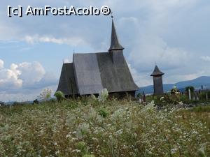 [P11] Biserica de lemn „Sf. Arhangheli Mihail și Gavriil” (1756) – Sebiș.  » foto by tata123 🔱
 - 
<span class="allrVoted glyphicon glyphicon-heart hidden" id="av1120702"></span>
<a class="m-l-10 hidden" id="sv1120702" onclick="voting_Foto_DelVot(,1120702,12415)" role="button">șterge vot <span class="glyphicon glyphicon-remove"></span></a>
<a id="v91120702" class=" c-red"  onclick="voting_Foto_SetVot(1120702)" role="button"><span class="glyphicon glyphicon-heart-empty"></span> <b>LIKE</b> = Votează poza</a> <img class="hidden"  id="f1120702W9" src="/imagini/loader.gif" border="0" /><span class="AjErrMes hidden" id="e1120702ErM"></span>