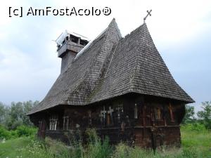 [P07] Biserica de lemn „Sfântul Mucenic Teodor Tiron” (1754) – Rieni.  » foto by tata123 🔱
 - 
<span class="allrVoted glyphicon glyphicon-heart hidden" id="av1120697"></span>
<a class="m-l-10 hidden" id="sv1120697" onclick="voting_Foto_DelVot(,1120697,12415)" role="button">șterge vot <span class="glyphicon glyphicon-remove"></span></a>
<a id="v91120697" class=" c-red"  onclick="voting_Foto_SetVot(1120697)" role="button"><span class="glyphicon glyphicon-heart-empty"></span> <b>LIKE</b> = Votează poza</a> <img class="hidden"  id="f1120697W9" src="/imagini/loader.gif" border="0" /><span class="AjErrMes hidden" id="e1120697ErM"></span>