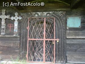 [P08] Portal - Biserica de lemn „Sfântul Mucenic Teodor Tiron” din Rieni.  » foto by tata123 🔱
 - 
<span class="allrVoted glyphicon glyphicon-heart hidden" id="av1120698"></span>
<a class="m-l-10 hidden" id="sv1120698" onclick="voting_Foto_DelVot(,1120698,12415)" role="button">șterge vot <span class="glyphicon glyphicon-remove"></span></a>
<a id="v91120698" class=" c-red"  onclick="voting_Foto_SetVot(1120698)" role="button"><span class="glyphicon glyphicon-heart-empty"></span> <b>LIKE</b> = Votează poza</a> <img class="hidden"  id="f1120698W9" src="/imagini/loader.gif" border="0" /><span class="AjErrMes hidden" id="e1120698ErM"></span>