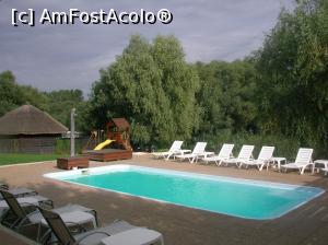 [P11] Piscina, nu am folosit-o pentru că era septembrie si era racoare » foto by cris1982
 - 
<span class="allrVoted glyphicon glyphicon-heart hidden" id="av771557"></span>
<a class="m-l-10 hidden" id="sv771557" onclick="voting_Foto_DelVot(,771557,12455)" role="button">șterge vot <span class="glyphicon glyphicon-remove"></span></a>
<a id="v9771557" class=" c-red"  onclick="voting_Foto_SetVot(771557)" role="button"><span class="glyphicon glyphicon-heart-empty"></span> <b>LIKE</b> = Votează poza</a> <img class="hidden"  id="f771557W9" src="/imagini/loader.gif" border="0" /><span class="AjErrMes hidden" id="e771557ErM"></span>