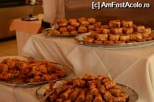 [P27] Delicii grecesti » foto by danutiasi
 - 
<span class="allrVoted glyphicon glyphicon-heart hidden" id="av529936"></span>
<a class="m-l-10 hidden" id="sv529936" onclick="voting_Foto_DelVot(,529936,12476)" role="button">șterge vot <span class="glyphicon glyphicon-remove"></span></a>
<a id="v9529936" class=" c-red"  onclick="voting_Foto_SetVot(529936)" role="button"><span class="glyphicon glyphicon-heart-empty"></span> <b>LIKE</b> = Votează poza</a> <img class="hidden"  id="f529936W9" src="/imagini/loader.gif" border="0" /><span class="AjErrMes hidden" id="e529936ErM"></span>