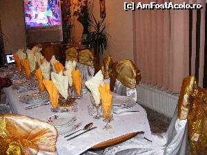 [P04] masa pregatita pentru cina de Revelion » foto by adi95
 - 
<span class="allrVoted glyphicon glyphicon-heart hidden" id="av564796"></span>
<a class="m-l-10 hidden" id="sv564796" onclick="voting_Foto_DelVot(,564796,12484)" role="button">șterge vot <span class="glyphicon glyphicon-remove"></span></a>
<a id="v9564796" class=" c-red"  onclick="voting_Foto_SetVot(564796)" role="button"><span class="glyphicon glyphicon-heart-empty"></span> <b>LIKE</b> = Votează poza</a> <img class="hidden"  id="f564796W9" src="/imagini/loader.gif" border="0" /><span class="AjErrMes hidden" id="e564796ErM"></span>