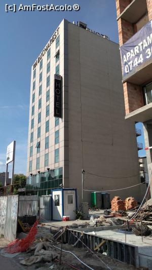 [P01] NH BUCHAREST - B-dul Mircea Vodă, nr. 21 - se construieste de zor în zonă.  » foto by bogumil
 - 
<span class="allrVoted glyphicon glyphicon-heart hidden" id="av756766"></span>
<a class="m-l-10 hidden" id="sv756766" onclick="voting_Foto_DelVot(,756766,12490)" role="button">șterge vot <span class="glyphicon glyphicon-remove"></span></a>
<a id="v9756766" class=" c-red"  onclick="voting_Foto_SetVot(756766)" role="button"><span class="glyphicon glyphicon-heart-empty"></span> <b>LIKE</b> = Votează poza</a> <img class="hidden"  id="f756766W9" src="/imagini/loader.gif" border="0" /><span class="AjErrMes hidden" id="e756766ErM"></span>