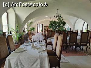 [P35] Hotel Medieval; sala de mic dejun » foto by crismis
 - 
<span class="allrVoted glyphicon glyphicon-heart hidden" id="av1388850"></span>
<a class="m-l-10 hidden" id="sv1388850" onclick="voting_Foto_DelVot(,1388850,12507)" role="button">șterge vot <span class="glyphicon glyphicon-remove"></span></a>
<a id="v91388850" class=" c-red"  onclick="voting_Foto_SetVot(1388850)" role="button"><span class="glyphicon glyphicon-heart-empty"></span> <b>LIKE</b> = Votează poza</a> <img class="hidden"  id="f1388850W9" src="/imagini/loader.gif" border="0" /><span class="AjErrMes hidden" id="e1388850ErM"></span>