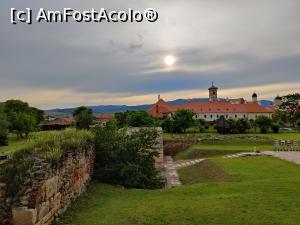 [P44] Apus de soare văzut de la fereastra noastră » foto by crismis
 - 
<span class="allrVoted glyphicon glyphicon-heart hidden" id="av1388859"></span>
<a class="m-l-10 hidden" id="sv1388859" onclick="voting_Foto_DelVot(,1388859,12507)" role="button">șterge vot <span class="glyphicon glyphicon-remove"></span></a>
<a id="v91388859" class=" c-red"  onclick="voting_Foto_SetVot(1388859)" role="button"><span class="glyphicon glyphicon-heart-empty"></span> <b>LIKE</b> = Votează poza</a> <img class="hidden"  id="f1388859W9" src="/imagini/loader.gif" border="0" /><span class="AjErrMes hidden" id="e1388859ErM"></span>