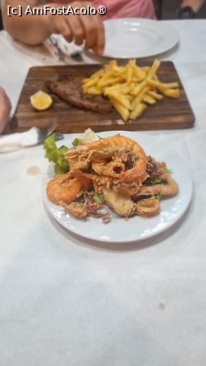 [P12] Mâncare (Vlora) » foto by Sclemby
 - 
<span class="allrVoted glyphicon glyphicon-heart hidden" id="av1498439"></span>
<a class="m-l-10 hidden" id="sv1498439" onclick="voting_Foto_DelVot(,1498439,12619)" role="button">șterge vot <span class="glyphicon glyphicon-remove"></span></a>
<a id="v91498439" class=" c-red"  onclick="voting_Foto_SetVot(1498439)" role="button"><span class="glyphicon glyphicon-heart-empty"></span> <b>LIKE</b> = Votează poza</a> <img class="hidden"  id="f1498439W9" src="/imagini/loader.gif" border="0" /><span class="AjErrMes hidden" id="e1498439ErM"></span>