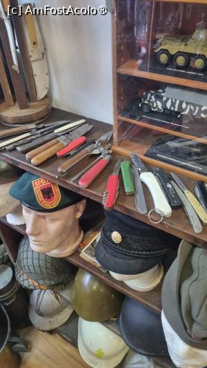 [P08] Magazin vechituri (Skopje) » foto by Sclemby
 - 
<span class="allrVoted glyphicon glyphicon-heart hidden" id="av1498435"></span>
<a class="m-l-10 hidden" id="sv1498435" onclick="voting_Foto_DelVot(,1498435,12619)" role="button">șterge vot <span class="glyphicon glyphicon-remove"></span></a>
<a id="v91498435" class=" c-red"  onclick="voting_Foto_SetVot(1498435)" role="button"><span class="glyphicon glyphicon-heart-empty"></span> <b>LIKE</b> = Votează poza</a> <img class="hidden"  id="f1498435W9" src="/imagini/loader.gif" border="0" /><span class="AjErrMes hidden" id="e1498435ErM"></span>