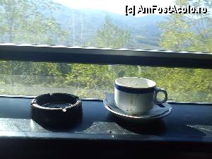 [P02] In tren la vagonul bar, aici se fumeaza, Ue inca nu a ajuns aici mai e ceva timp.  » foto by Nicu
 - 
<span class="allrVoted glyphicon glyphicon-heart hidden" id="av380149"></span>
<a class="m-l-10 hidden" id="sv380149" onclick="voting_Foto_DelVot(,380149,12619)" role="button">șterge vot <span class="glyphicon glyphicon-remove"></span></a>
<a id="v9380149" class=" c-red"  onclick="voting_Foto_SetVot(380149)" role="button"><span class="glyphicon glyphicon-heart-empty"></span> <b>LIKE</b> = Votează poza</a> <img class="hidden"  id="f380149W9" src="/imagini/loader.gif" border="0" /><span class="AjErrMes hidden" id="e380149ErM"></span>