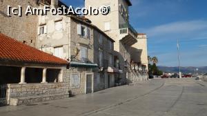 [P23] Faleza Trogir » foto by micutzu
 - 
<span class="allrVoted glyphicon glyphicon-heart hidden" id="av920603"></span>
<a class="m-l-10 hidden" id="sv920603" onclick="voting_Foto_DelVot(,920603,12619)" role="button">șterge vot <span class="glyphicon glyphicon-remove"></span></a>
<a id="v9920603" class=" c-red"  onclick="voting_Foto_SetVot(920603)" role="button"><span class="glyphicon glyphicon-heart-empty"></span> <b>LIKE</b> = Votează poza</a> <img class="hidden"  id="f920603W9" src="/imagini/loader.gif" border="0" /><span class="AjErrMes hidden" id="e920603ErM"></span>