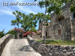 [P55] Aici se termină Ailanthus alley.  » foto by maryka
 - 
<span class="allrVoted glyphicon glyphicon-heart hidden" id="av1085449"></span>
<a class="m-l-10 hidden" id="sv1085449" onclick="voting_Foto_DelVot(,1085449,12624)" role="button">șterge vot <span class="glyphicon glyphicon-remove"></span></a>
<a id="v91085449" class=" c-red"  onclick="voting_Foto_SetVot(1085449)" role="button"><span class="glyphicon glyphicon-heart-empty"></span> <b>LIKE</b> = Votează poza</a> <img class="hidden"  id="f1085449W9" src="/imagini/loader.gif" border="0" /><span class="AjErrMes hidden" id="e1085449ErM"></span>