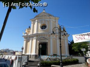 [P12] Corso Vittoria Colonna, Chiesa Santa Maria delle Grazie e delle Anime Purgatorio. » foto by maryka
 - 
<span class="allrVoted glyphicon glyphicon-heart hidden" id="av1090284"></span>
<a class="m-l-10 hidden" id="sv1090284" onclick="voting_Foto_DelVot(,1090284,12624)" role="button">șterge vot <span class="glyphicon glyphicon-remove"></span></a>
<a id="v91090284" class=" c-red"  onclick="voting_Foto_SetVot(1090284)" role="button"><span class="glyphicon glyphicon-heart-empty"></span> <b>LIKE</b> = Votează poza</a> <img class="hidden"  id="f1090284W9" src="/imagini/loader.gif" border="0" /><span class="AjErrMes hidden" id="e1090284ErM"></span>