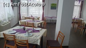 [P24] Restaurantul, inainte sa stricam noi aranjamentul.  » foto by Aurici
 - 
<span class="allrVoted glyphicon glyphicon-heart hidden" id="av836908"></span>
<a class="m-l-10 hidden" id="sv836908" onclick="voting_Foto_DelVot(,836908,12631)" role="button">șterge vot <span class="glyphicon glyphicon-remove"></span></a>
<a id="v9836908" class=" c-red"  onclick="voting_Foto_SetVot(836908)" role="button"><span class="glyphicon glyphicon-heart-empty"></span> <b>LIKE</b> = Votează poza</a> <img class="hidden"  id="f836908W9" src="/imagini/loader.gif" border="0" /><span class="AjErrMes hidden" id="e836908ErM"></span>