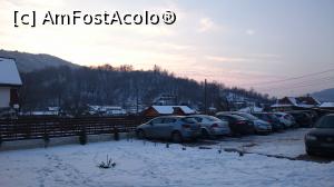 [P05] Parcarea, destul de mare pentru camerele pe care le are.  » foto by Aurici
 - 
<span class="allrVoted glyphicon glyphicon-heart hidden" id="av836888"></span>
<a class="m-l-10 hidden" id="sv836888" onclick="voting_Foto_DelVot(,836888,12631)" role="button">șterge vot <span class="glyphicon glyphicon-remove"></span></a>
<a id="v9836888" class=" c-red"  onclick="voting_Foto_SetVot(836888)" role="button"><span class="glyphicon glyphicon-heart-empty"></span> <b>LIKE</b> = Votează poza</a> <img class="hidden"  id="f836888W9" src="/imagini/loader.gif" border="0" /><span class="AjErrMes hidden" id="e836888ErM"></span>