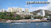 [P03] Din larg; hotelul e in plan apropiat, in spate sunt cladiri de apartamente (turistice, time share, nu stiu exact)  » foto by DanCld
 - 
<span class="allrVoted glyphicon glyphicon-heart hidden" id="av362906"></span>
<a class="m-l-10 hidden" id="sv362906" onclick="voting_Foto_DelVot(,362906,12673)" role="button">șterge vot <span class="glyphicon glyphicon-remove"></span></a>
<a id="v9362906" class=" c-red"  onclick="voting_Foto_SetVot(362906)" role="button"><span class="glyphicon glyphicon-heart-empty"></span> <b>LIKE</b> = Votează poza</a> <img class="hidden"  id="f362906W9" src="/imagini/loader.gif" border="0" /><span class="AjErrMes hidden" id="e362906ErM"></span>