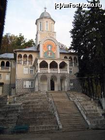 [P03] Biserica nouă a mănăstirii... » foto by corinka
 - 
<span class="allrVoted glyphicon glyphicon-heart hidden" id="av87380"></span>
<a class="m-l-10 hidden" id="sv87380" onclick="voting_Foto_DelVot(,87380,12834)" role="button">șterge vot <span class="glyphicon glyphicon-remove"></span></a>
<a id="v987380" class=" c-red"  onclick="voting_Foto_SetVot(87380)" role="button"><span class="glyphicon glyphicon-heart-empty"></span> <b>LIKE</b> = Votează poza</a> <img class="hidden"  id="f87380W9" src="/imagini/loader.gif" border="0" /><span class="AjErrMes hidden" id="e87380ErM"></span>