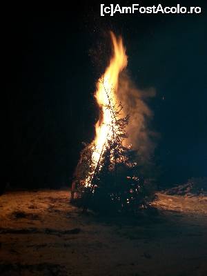 [P16] foc de tabara » foto by MrCod
 - 
<span class="allrVoted glyphicon glyphicon-heart hidden" id="av703781"></span>
<a class="m-l-10 hidden" id="sv703781" onclick="voting_Foto_DelVot(,703781,12842)" role="button">șterge vot <span class="glyphicon glyphicon-remove"></span></a>
<a id="v9703781" class=" c-red"  onclick="voting_Foto_SetVot(703781)" role="button"><span class="glyphicon glyphicon-heart-empty"></span> <b>LIKE</b> = Votează poza</a> <img class="hidden"  id="f703781W9" src="/imagini/loader.gif" border="0" /><span class="AjErrMes hidden" id="e703781ErM"></span>