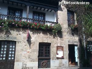 [P02] O casa 'normala' din fata muzeului.  » foto by alinaro
 - 
<span class="allrVoted glyphicon glyphicon-heart hidden" id="av371595"></span>
<a class="m-l-10 hidden" id="sv371595" onclick="voting_Foto_DelVot(,371595,12863)" role="button">șterge vot <span class="glyphicon glyphicon-remove"></span></a>
<a id="v9371595" class=" c-red"  onclick="voting_Foto_SetVot(371595)" role="button"><span class="glyphicon glyphicon-heart-empty"></span> <b>LIKE</b> = Votează poza</a> <img class="hidden"  id="f371595W9" src="/imagini/loader.gif" border="0" /><span class="AjErrMes hidden" id="e371595ErM"></span>