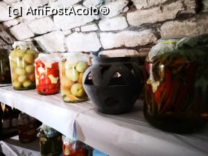 [P15] Hrubele de sub cramă » foto by crismis
 - 
<span class="allrVoted glyphicon glyphicon-heart hidden" id="av1275201"></span>
<a class="m-l-10 hidden" id="sv1275201" onclick="voting_Foto_DelVot(,1275201,12895)" role="button">șterge vot <span class="glyphicon glyphicon-remove"></span></a>
<a id="v91275201" class=" c-red"  onclick="voting_Foto_SetVot(1275201)" role="button"><span class="glyphicon glyphicon-heart-empty"></span> <b>LIKE</b> = Votează poza</a> <img class="hidden"  id="f1275201W9" src="/imagini/loader.gif" border="0" /><span class="AjErrMes hidden" id="e1275201ErM"></span>