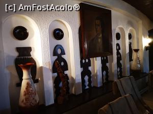 [P17] Decorațiuni în cramă. Sau „Eminescu e în toate”. » foto by crismis
 - 
<span class="allrVoted glyphicon glyphicon-heart hidden" id="av1275203"></span>
<a class="m-l-10 hidden" id="sv1275203" onclick="voting_Foto_DelVot(,1275203,12895)" role="button">șterge vot <span class="glyphicon glyphicon-remove"></span></a>
<a id="v91275203" class=" c-red"  onclick="voting_Foto_SetVot(1275203)" role="button"><span class="glyphicon glyphicon-heart-empty"></span> <b>LIKE</b> = Votează poza</a> <img class="hidden"  id="f1275203W9" src="/imagini/loader.gif" border="0" /><span class="AjErrMes hidden" id="e1275203ErM"></span>