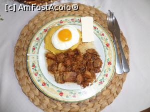 [P16] Carne de la garniță. » foto by Safta Radu
 - 
<span class="allrVoted glyphicon glyphicon-heart hidden" id="av1219835"></span>
<a class="m-l-10 hidden" id="sv1219835" onclick="voting_Foto_DelVot(,1219835,13034)" role="button">șterge vot <span class="glyphicon glyphicon-remove"></span></a>
<a id="v91219835" class=" c-red"  onclick="voting_Foto_SetVot(1219835)" role="button"><span class="glyphicon glyphicon-heart-empty"></span> <b>LIKE</b> = Votează poza</a> <img class="hidden"  id="f1219835W9" src="/imagini/loader.gif" border="0" /><span class="AjErrMes hidden" id="e1219835ErM"></span>