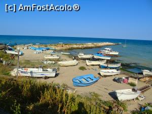 [P38] Micuțul port din Shabla de unde putem deduce care este principala preocupare a locuitorilor din zonă.  » foto by Aurici
 - 
<span class="allrVoted glyphicon glyphicon-heart hidden" id="av945879"></span>
<a class="m-l-10 hidden" id="sv945879" onclick="voting_Foto_DelVot(,945879,13043)" role="button">șterge vot <span class="glyphicon glyphicon-remove"></span></a>
<a id="v9945879" class=" c-red"  onclick="voting_Foto_SetVot(945879)" role="button"><span class="glyphicon glyphicon-heart-empty"></span> <b>LIKE</b> = Votează poza</a> <img class="hidden"  id="f945879W9" src="/imagini/loader.gif" border="0" /><span class="AjErrMes hidden" id="e945879ErM"></span>