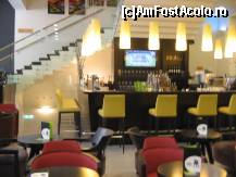 [P14] lobby bar » foto by dianabzs
 - 
<span class="allrVoted glyphicon glyphicon-heart hidden" id="av384258"></span>
<a class="m-l-10 hidden" id="sv384258" onclick="voting_Foto_DelVot(,384258,13204)" role="button">șterge vot <span class="glyphicon glyphicon-remove"></span></a>
<a id="v9384258" class=" c-red"  onclick="voting_Foto_SetVot(384258)" role="button"><span class="glyphicon glyphicon-heart-empty"></span> <b>LIKE</b> = Votează poza</a> <img class="hidden"  id="f384258W9" src="/imagini/loader.gif" border="0" /><span class="AjErrMes hidden" id="e384258ErM"></span>