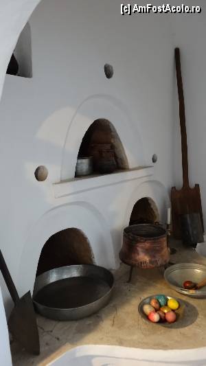 [P16] Arbanassi / Cuptorul de pâine » foto by bog68
 - 
<span class="allrVoted glyphicon glyphicon-heart hidden" id="av371874"></span>
<a class="m-l-10 hidden" id="sv371874" onclick="voting_Foto_DelVot(,371874,13213)" role="button">șterge vot <span class="glyphicon glyphicon-remove"></span></a>
<a id="v9371874" class=" c-red"  onclick="voting_Foto_SetVot(371874)" role="button"><span class="glyphicon glyphicon-heart-empty"></span> <b>LIKE</b> = Votează poza</a> <img class="hidden"  id="f371874W9" src="/imagini/loader.gif" border="0" /><span class="AjErrMes hidden" id="e371874ErM"></span>