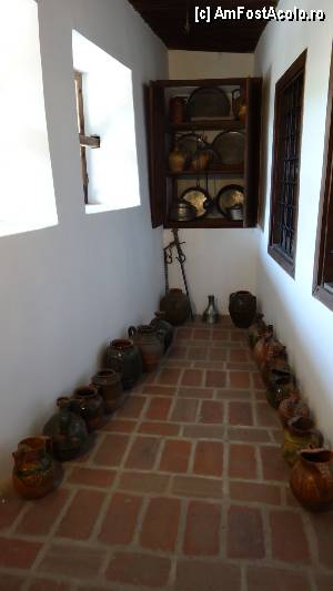[P17] Arbanassi / Oale, crătiți și ulcele » foto by bog68
 - 
<span class="allrVoted glyphicon glyphicon-heart hidden" id="av371875"></span>
<a class="m-l-10 hidden" id="sv371875" onclick="voting_Foto_DelVot(,371875,13213)" role="button">șterge vot <span class="glyphicon glyphicon-remove"></span></a>
<a id="v9371875" class=" c-red"  onclick="voting_Foto_SetVot(371875)" role="button"><span class="glyphicon glyphicon-heart-empty"></span> <b>LIKE</b> = Votează poza</a> <img class="hidden"  id="f371875W9" src="/imagini/loader.gif" border="0" /><span class="AjErrMes hidden" id="e371875ErM"></span>