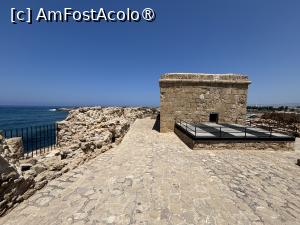 [P06] Castelul Paphos,pe acoperiș » foto by AZE
 - 
<span class="allrVoted glyphicon glyphicon-heart hidden" id="av1496038"></span>
<a class="m-l-10 hidden" id="sv1496038" onclick="voting_Foto_DelVot(,1496038,13279)" role="button">șterge vot <span class="glyphicon glyphicon-remove"></span></a>
<a id="v91496038" class=" c-red"  onclick="voting_Foto_SetVot(1496038)" role="button"><span class="glyphicon glyphicon-heart-empty"></span> <b>LIKE</b> = Votează poza</a> <img class="hidden"  id="f1496038W9" src="/imagini/loader.gif" border="0" /><span class="AjErrMes hidden" id="e1496038ErM"></span>