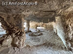 [P02] Paphos,catacombe » foto by AZE
 - 
<span class="allrVoted glyphicon glyphicon-heart hidden" id="av1497432"></span>
<a class="m-l-10 hidden" id="sv1497432" onclick="voting_Foto_DelVot(,1497432,13279)" role="button">șterge vot <span class="glyphicon glyphicon-remove"></span></a>
<a id="v91497432" class=" c-red"  onclick="voting_Foto_SetVot(1497432)" role="button"><span class="glyphicon glyphicon-heart-empty"></span> <b>LIKE</b> = Votează poza</a> <img class="hidden"  id="f1497432W9" src="/imagini/loader.gif" border="0" /><span class="AjErrMes hidden" id="e1497432ErM"></span>