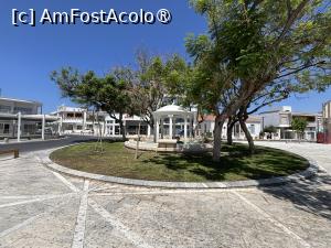 [P27] Paphos,piața Eptoras » foto by AZE
 - 
<span class="allrVoted glyphicon glyphicon-heart hidden" id="av1497457"></span>
<a class="m-l-10 hidden" id="sv1497457" onclick="voting_Foto_DelVot(,1497457,13279)" role="button">șterge vot <span class="glyphicon glyphicon-remove"></span></a>
<a id="v91497457" class=" c-red"  onclick="voting_Foto_SetVot(1497457)" role="button"><span class="glyphicon glyphicon-heart-empty"></span> <b>LIKE</b> = Votează poza</a> <img class="hidden"  id="f1497457W9" src="/imagini/loader.gif" border="0" /><span class="AjErrMes hidden" id="e1497457ErM"></span>