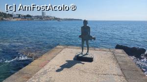 [P20] O statuie pe faleză » foto by Carmen Ion
 - 
<span class="allrVoted glyphicon glyphicon-heart hidden" id="av1476343"></span>
<a class="m-l-10 hidden" id="sv1476343" onclick="voting_Foto_DelVot(,1476343,13279)" role="button">șterge vot <span class="glyphicon glyphicon-remove"></span></a>
<a id="v91476343" class=" c-red"  onclick="voting_Foto_SetVot(1476343)" role="button"><span class="glyphicon glyphicon-heart-empty"></span> <b>LIKE</b> = Votează poza</a> <img class="hidden"  id="f1476343W9" src="/imagini/loader.gif" border="0" /><span class="AjErrMes hidden" id="e1476343ErM"></span>